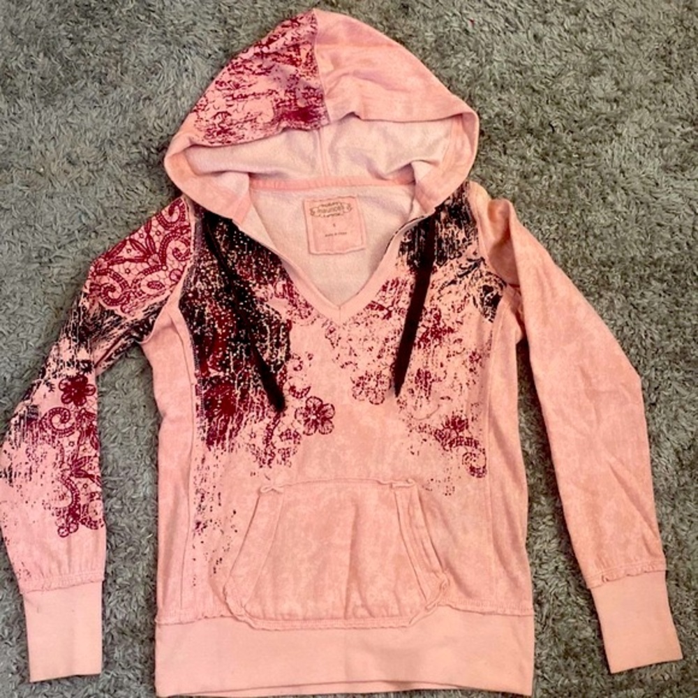 Maurice’s, Small, Pink with floral design